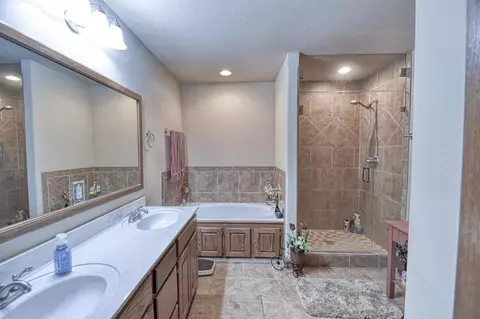 908 County Street 2932, Tuttle, OK 73089 photo 18