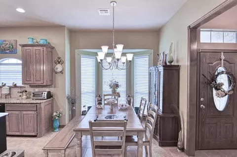 908 County Street 2932, Tuttle, OK 73089 photo 10
