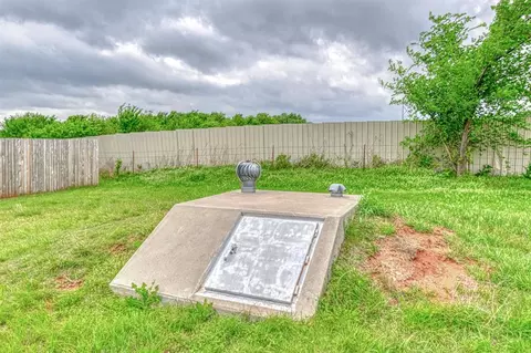 908 County Street 2932, Tuttle, OK 73089 photo 27