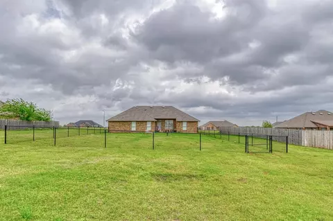 908 County Street 2932, Tuttle, OK 73089 photo 26