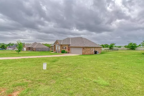 908 County Street 2932, Tuttle, OK 73089 photo 33