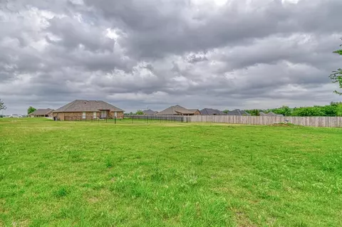 908 County Street 2932, Tuttle, OK 73089 photo 32
