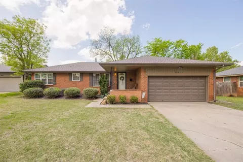 10205 Sunnymeade Pl, The Village, OK 73120