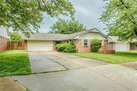 209 E 31st St, Edmond, OK 73013
