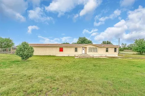 11088 N 1950 Rd, Elk City, OK 73644