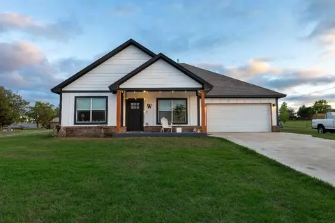223 Johnson Dr, Guthrie, OK 73044
