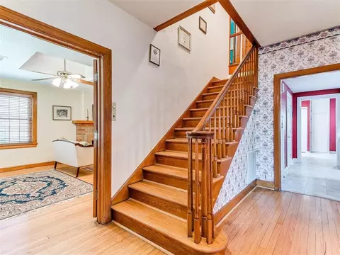 1016 E Noble Ave, Guthrie, OK 73044 photo 5