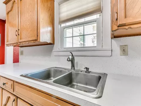 1016 E Noble Ave, Guthrie, OK 73044 photo 19