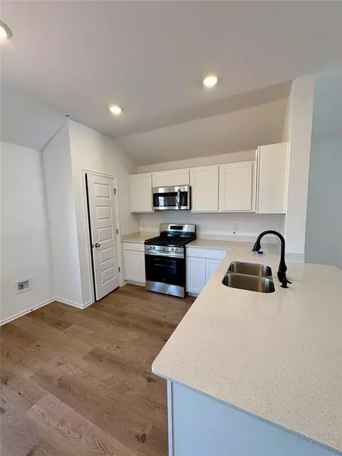 424 Kale Rd, Tuttle, OK 73089 photo 7