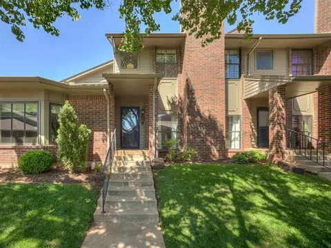 6204 Waterford Blvd #36, Oklahoma City, OK 73118