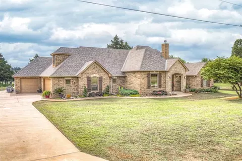 1400 S May Ave, Guthrie, OK 73044