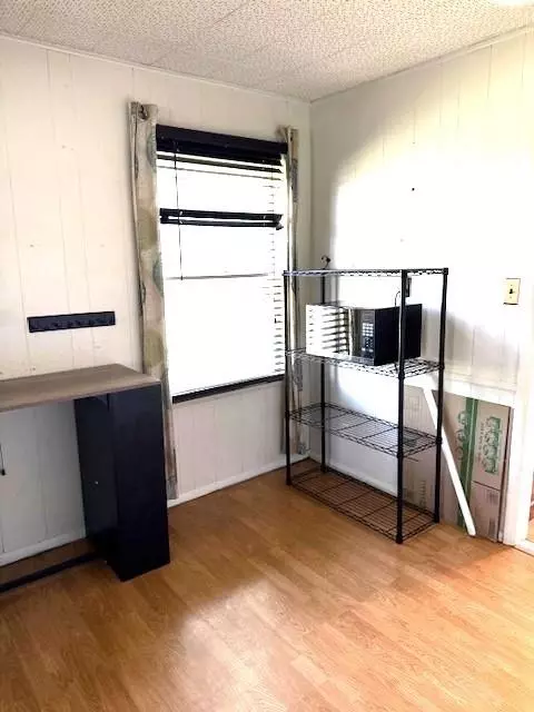 1229 N Benson St, Altus, OK 73521 photo 9