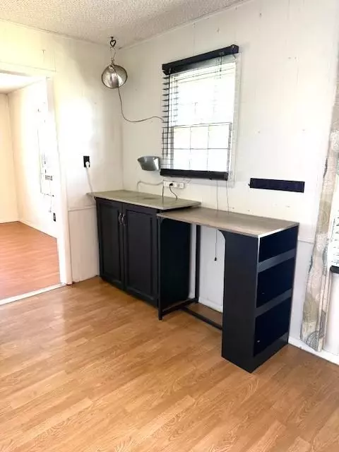 1229 N Benson St, Altus, OK 73521 photo 8