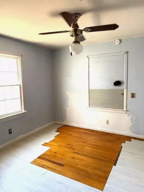 1229 N Benson St, Altus, OK 73521 photo 17