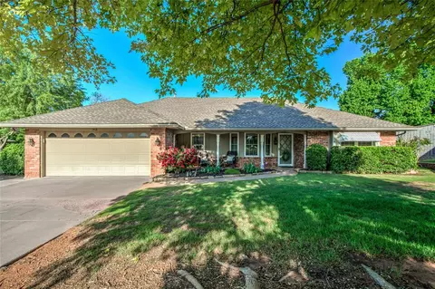 1418 Pine Oak Pl, Edmond, OK 73034