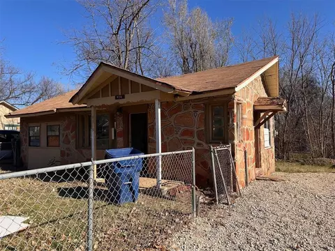 416 N 16th St, Guthrie, OK 73044