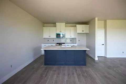 1237 E Ruger Ln, Mustang, OK 73064 photo 3