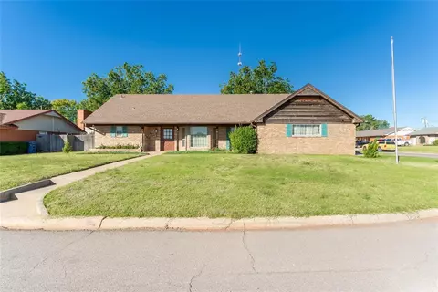 1619 Crestview Dr, Cordell, OK 73632