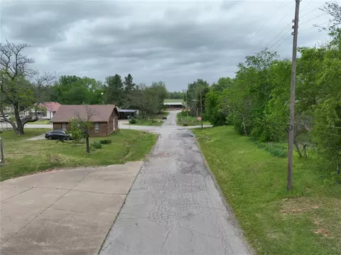 N 4th Street, Mcloud, OK 74851 photo 13