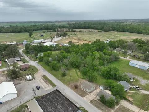 N 4th Street, Mcloud, OK 74851 photo 5
