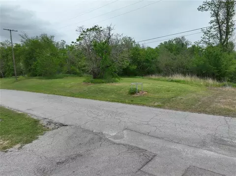 N 4th Street, Mcloud, OK 74851 photo 12
