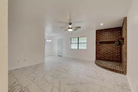 757 Ranchwood Dr, Tuttle, OK 73089 photo 3