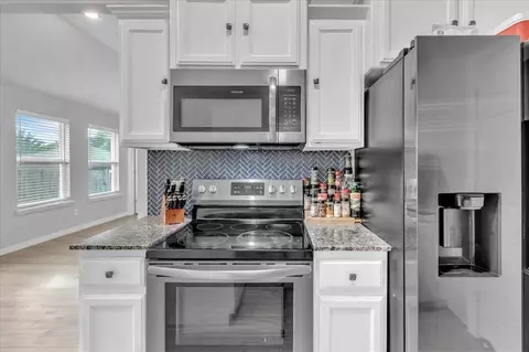 504 Apache Gate Dr, Yukon, OK 73099 photo 9