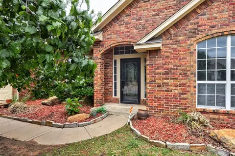 11609 Blueridge Ct, Oklahoma City, OK 73162