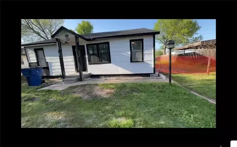 203 E Spruce Ave, Duncan, OK 73533 photo 1