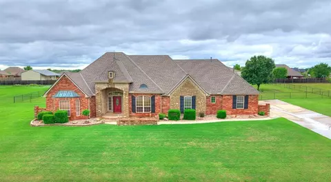 15301 Coral Creek Ln, Oklahoma City, OK 73165