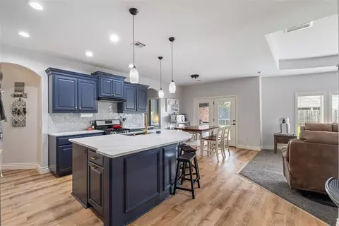 8408 NW 143rd Ter, Oklahoma City, OK 73142