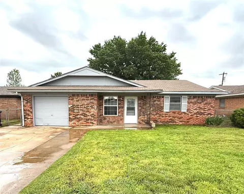 233 S 5th Ave, Stroud, OK 74079