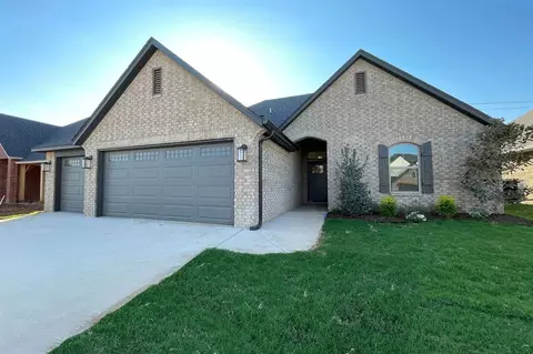 3329 Slate River Dr, Yukon, OK 73099