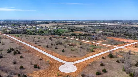 2001 Cattle Dr, Guthrie, OK 73044 photo 5