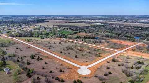 2001 Cattle Dr, Guthrie, OK 73044 photo 6