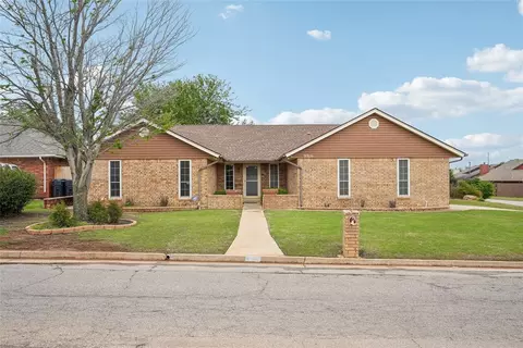 9916 S Youngs Ln, Oklahoma City, OK 73159