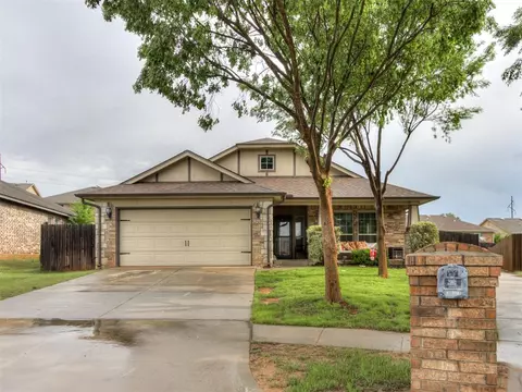 12519 Choctaw Wood Cir, Choctaw, OK 73020