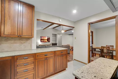 704 Canterbury Blvd, Altus, OK 73521 photo 13