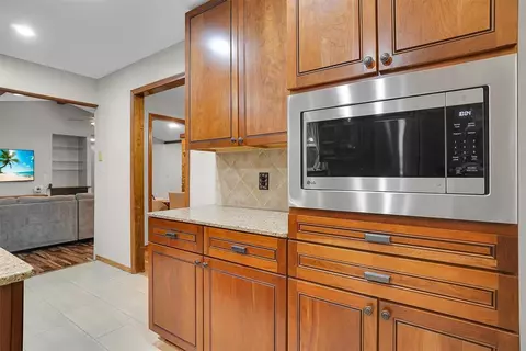 704 Canterbury Blvd, Altus, OK 73521 photo 18