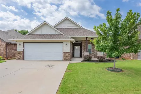 1016 NW 191st St, Edmond, OK 73012