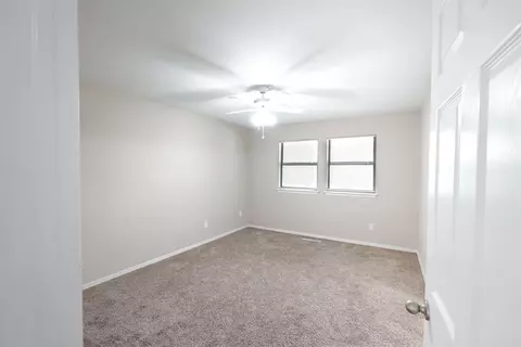 305 Cherryvale Rd, Edmond, OK 73003 photo 13
