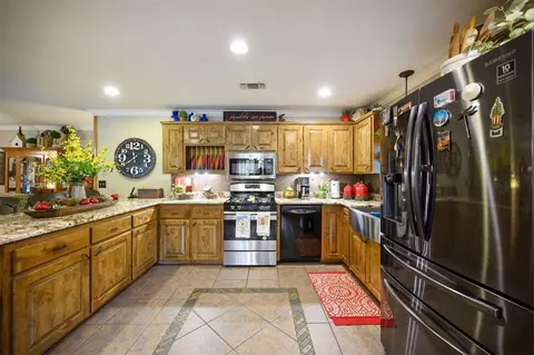 308 E Sherry Ln, Broken Bow, OK 74728 photo 12