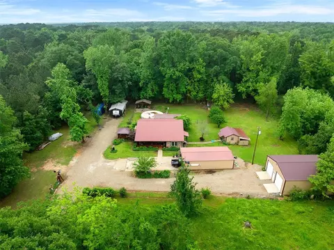 308 E Sherry Ln, Broken Bow, OK 74728 photo 2