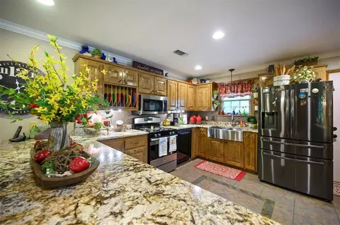 308 E Sherry Ln, Broken Bow, OK 74728 photo 11