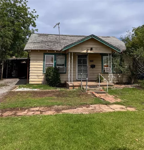1312 N Willard St, Altus, OK 73521 photo 1