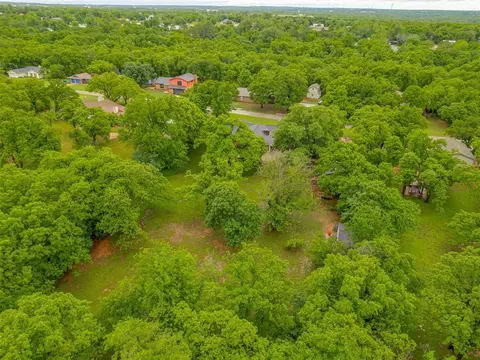 412 Brookside Dr, Guthrie, OK 73044 photo 42