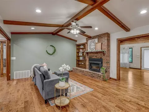 412 Brookside Dr, Guthrie, OK 73044 photo 10