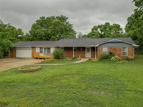 412 Brookside Dr, Guthrie, OK 73044 photo 2