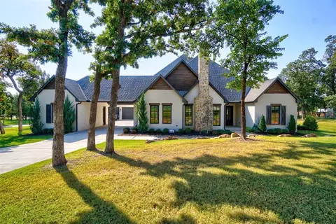 4616 Corridor Dr, Edmond, OK 73034 photo 2