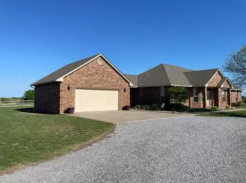 467 Southeast Rd, Amber, OK 73004